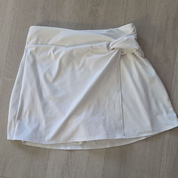 all in motion Dresses & Skirts - All in Motion White Seamless Activewear